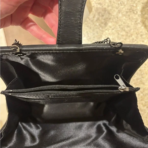 Jessica McClintock Black Chain Strap Women Bag - Picture 6 of 6